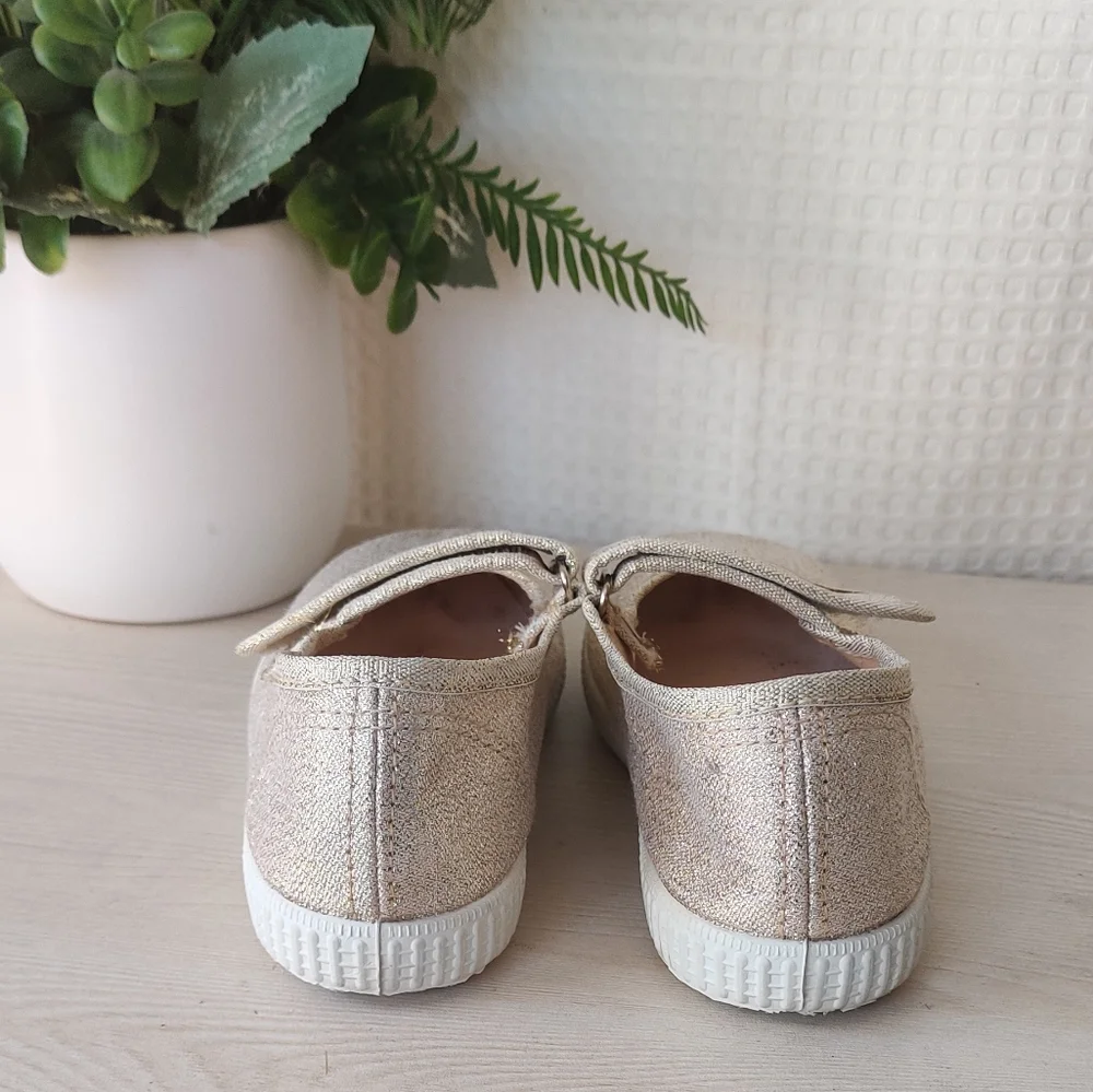 Cienta Little Girls Sparkly Canvas Gold Mary Jane Shoes Size 2.5